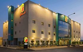 Super 8 Hotel Al Riyadh By Wyndham